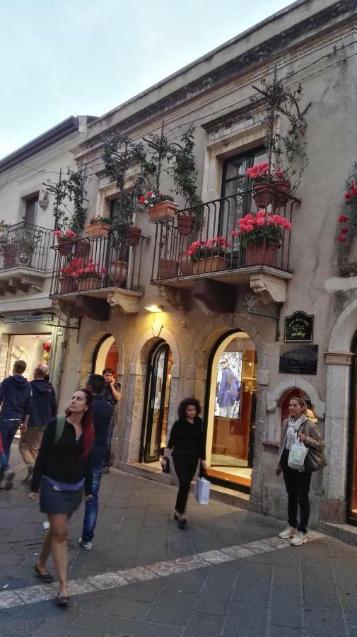 Appartamento Casa Dany&Olga Giardini Naxos Esterno foto
